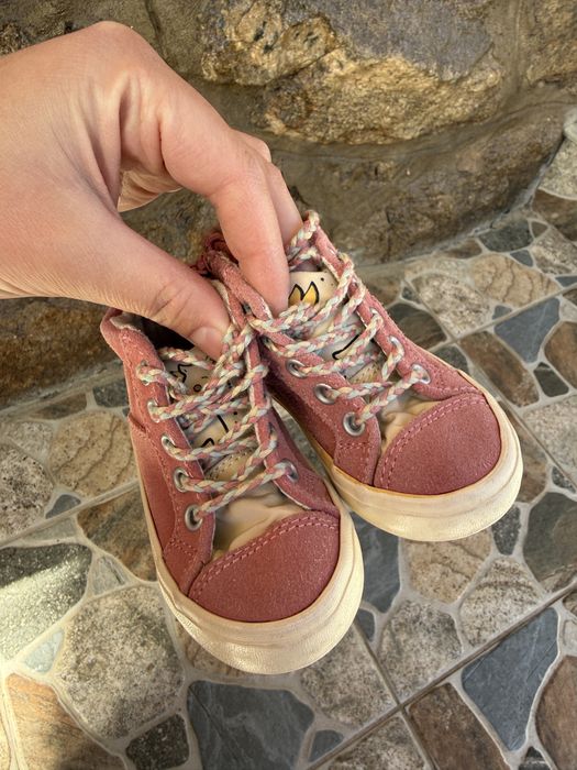 Papuci sport bebe Zara