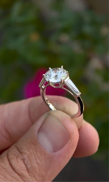 Кольцо c бриллиантом 3 карата