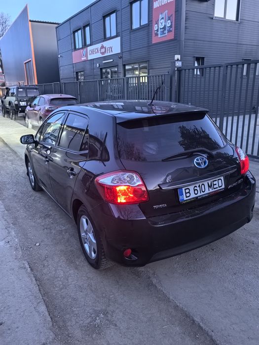 Toyota Auris 2011