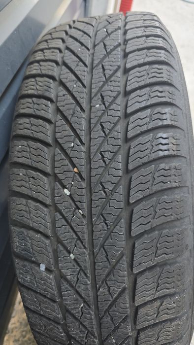 Гуми 185/65R15 с алуминиеви джанти 4x100