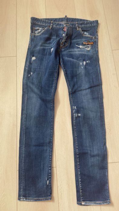 Blugi Dsquared2, marime 48, talie 44 cm, lungime 103 cm