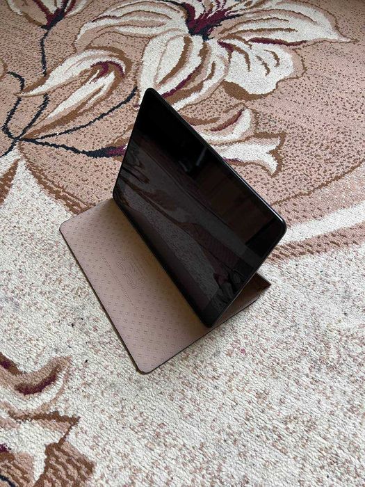 IPad 9th Gen, Qora