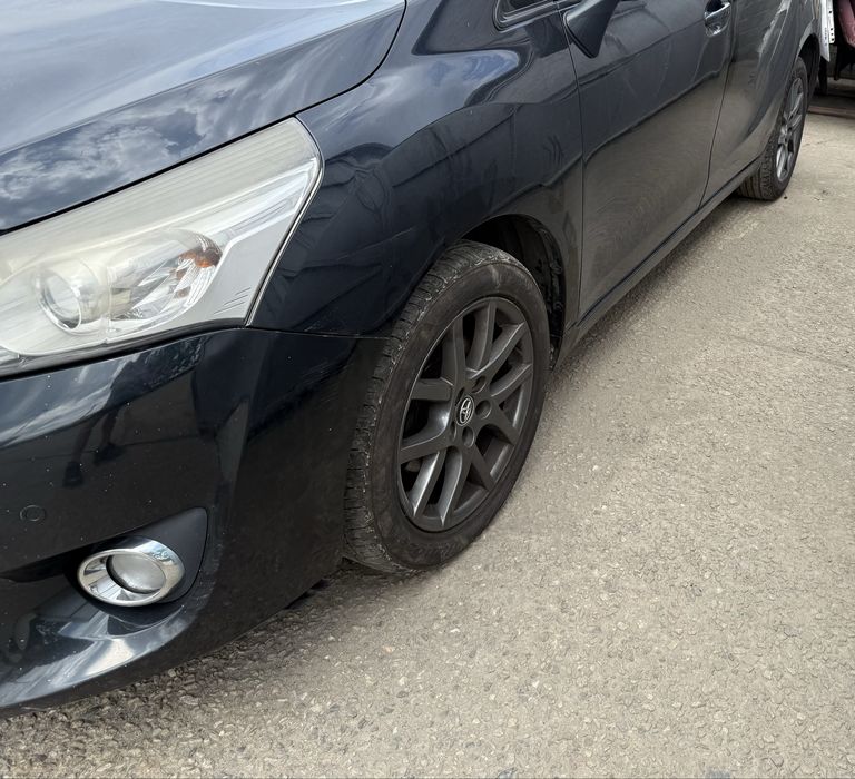 На части Toyota Verso 1.6 d