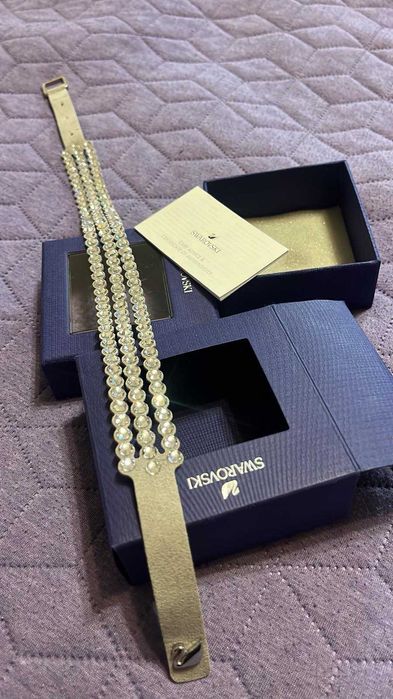Нова оригинална гривна SWAROVSKI с кутия , не е носена