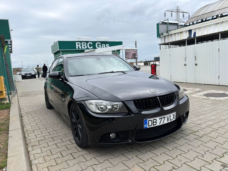 BMW e90 320d automat