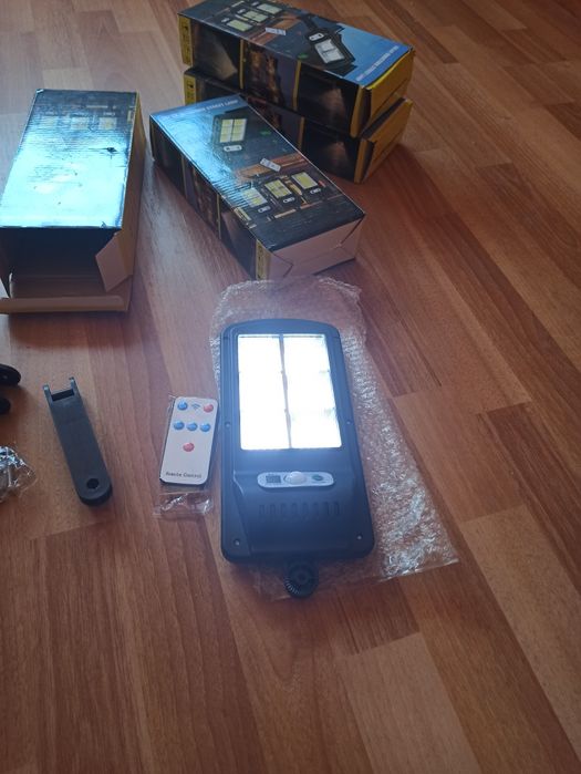 Lampa solara LED fotovoltaice li-ion de strada de gradina