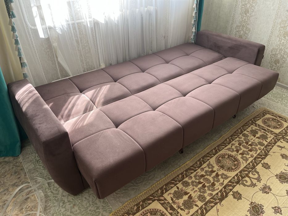 Диван складной коричневый