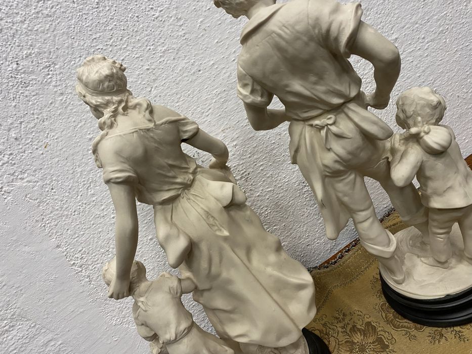 Италианска фигура от порцелан