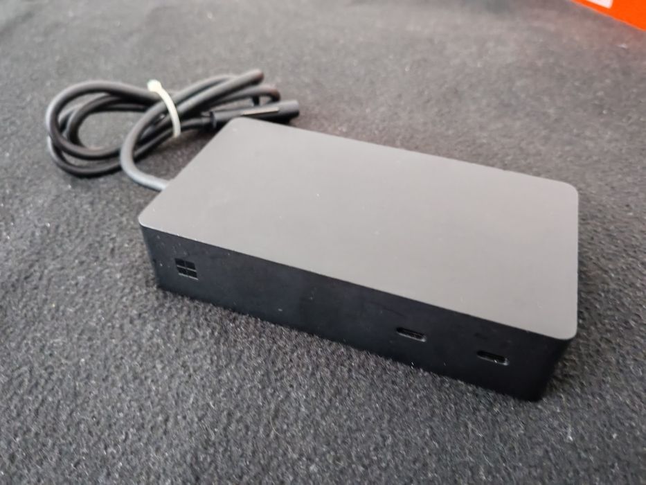 Microsoft Dock 2