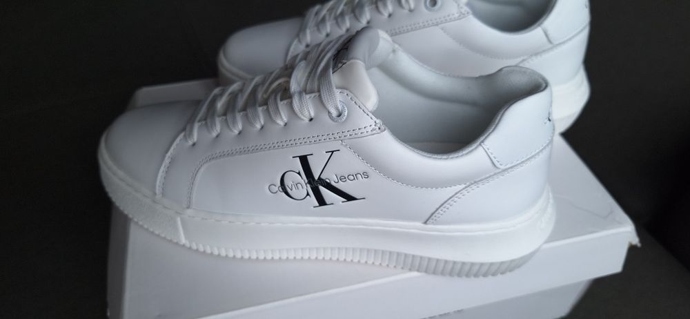 Calvin Klein нови дамски кецове