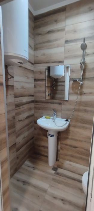 Дава се под наем Магазин в Бургас, Възраждане - 75 кв.м за 792.54 € - Снимка #5