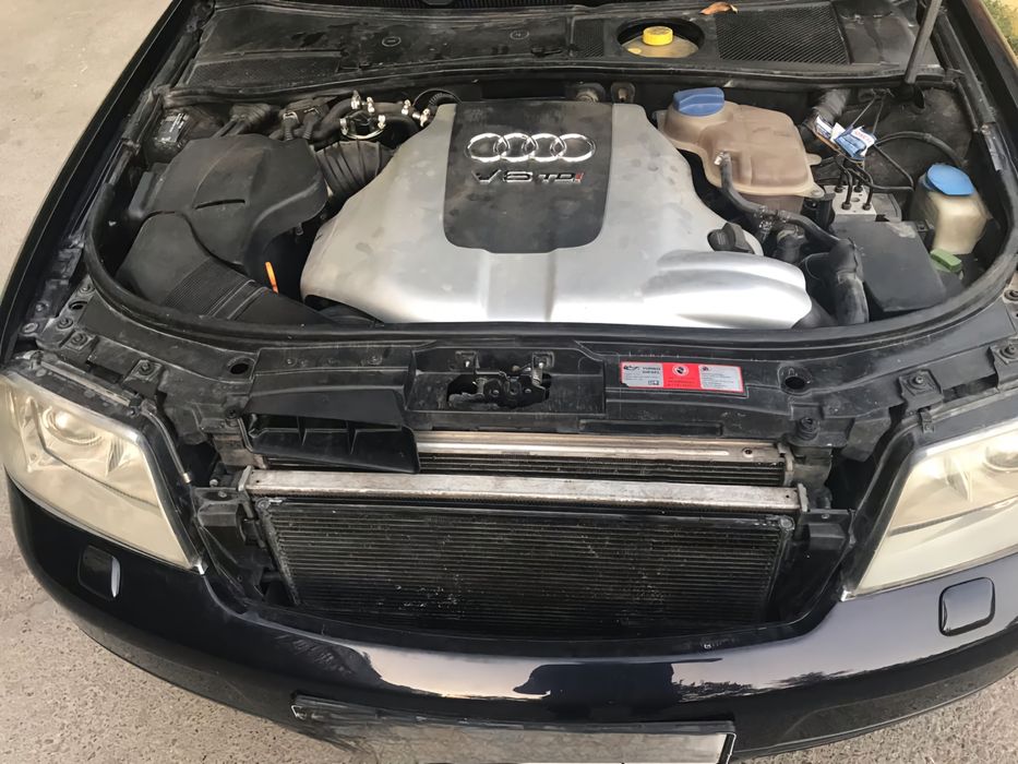 Ауди А6 C5 универсал 2001 год