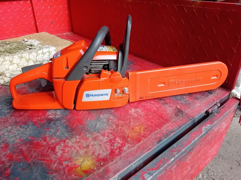 Vând Drujba Husqarna 120 Mark II