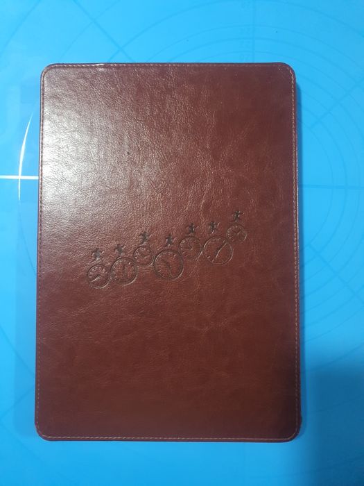 Электронная книга с большим экраном