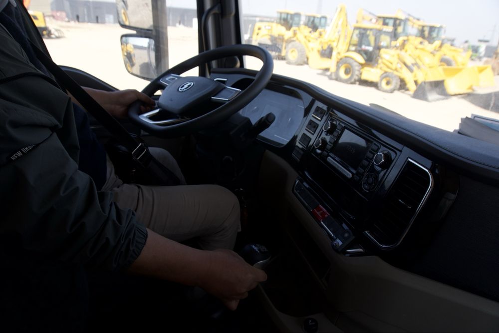 Shacman самосвал