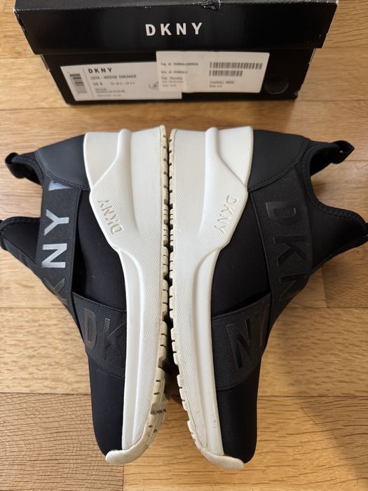 Сникърси DKNY удобни и леки