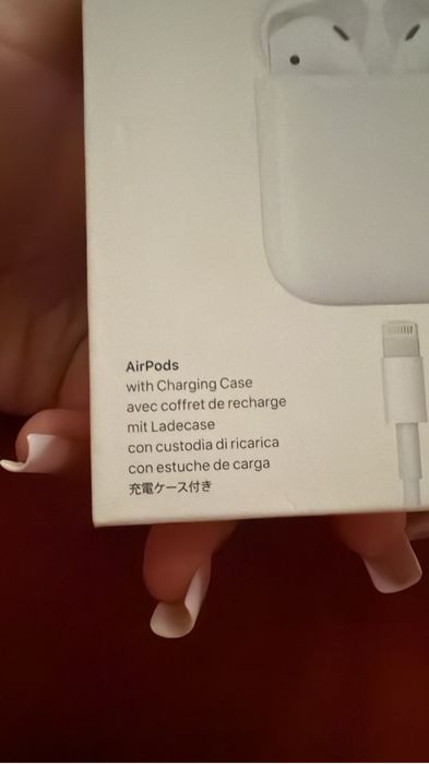 Продам оригинал аирподсы