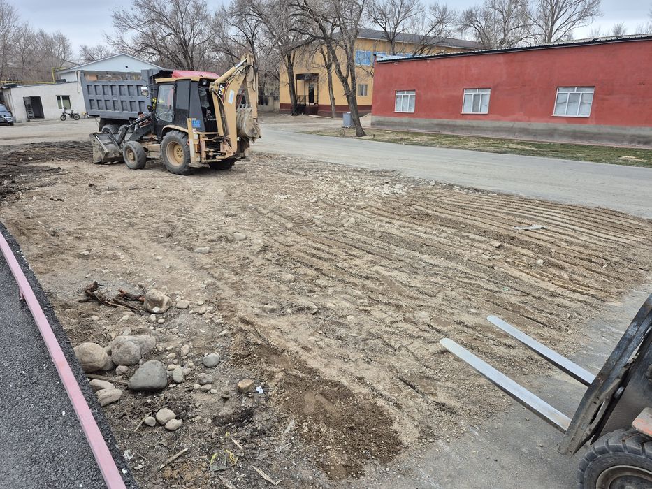 Услуги экскаватор-погрузчик и самосвала