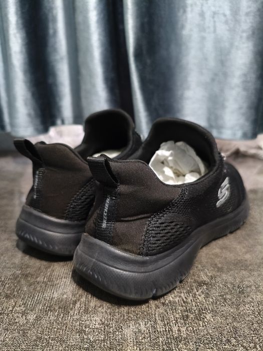 Оригинальные кроссовки Skechers
