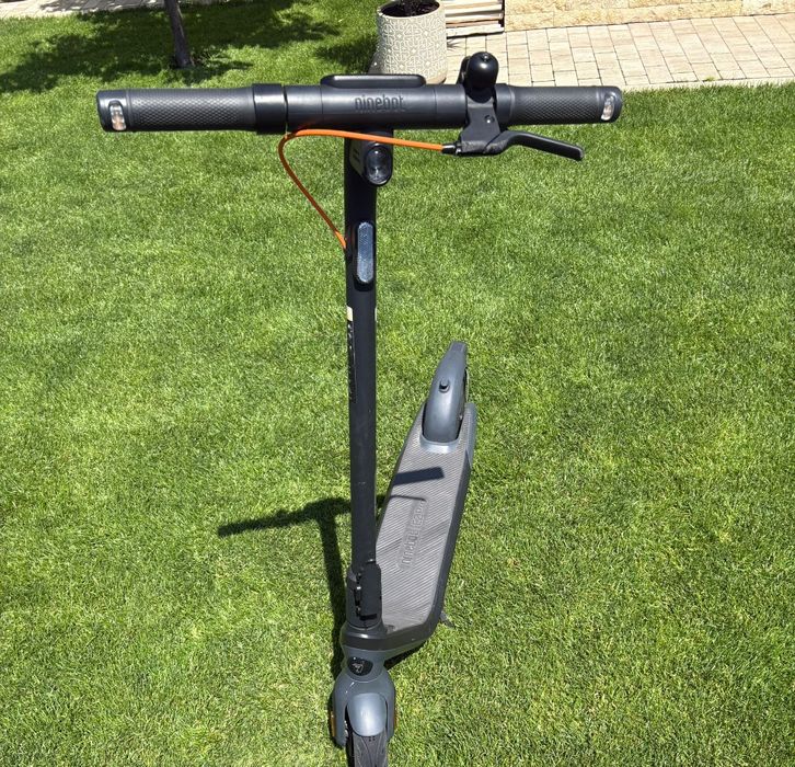 Trotineta electrica Ninebot E2 Pro