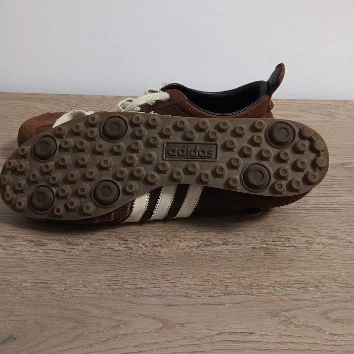 Adidas originali chile 62,an fabricatie 2004 .