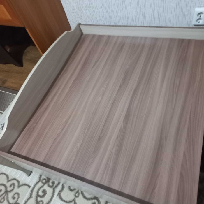 Продам кровать односпальную