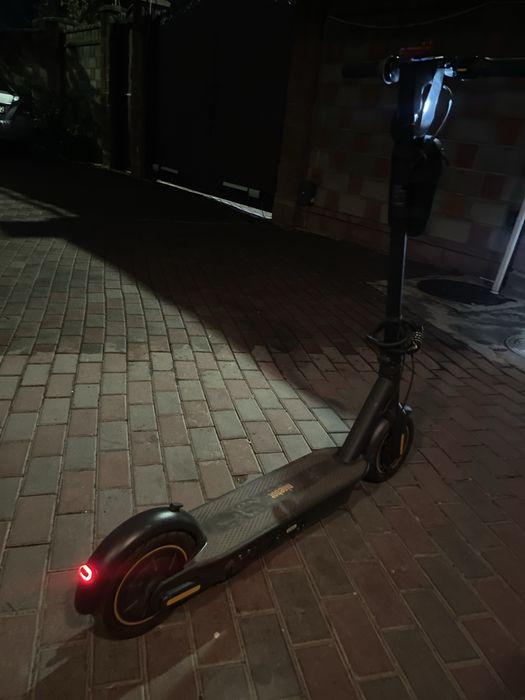Продаю Ninebot G30 / Найбот г30