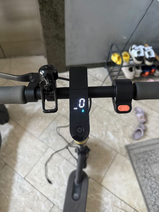 Электросамокат Mi Electrick Scootter