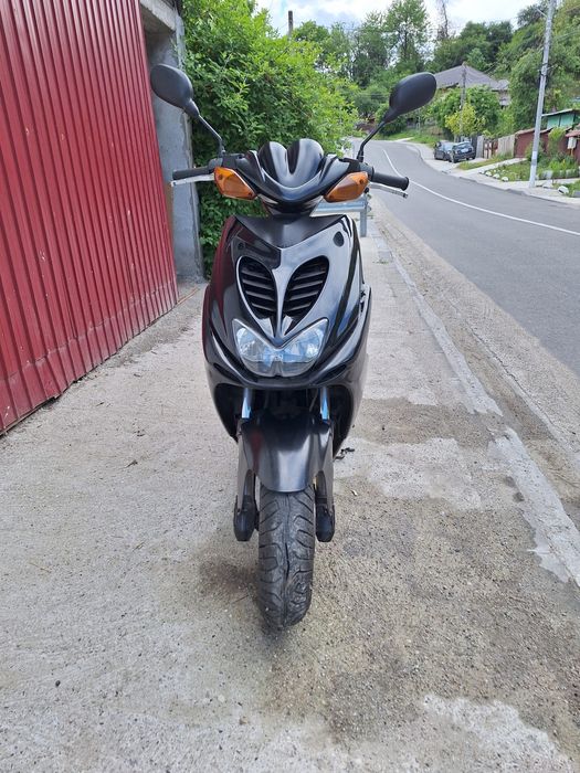 Scuter Yamaha Aerox