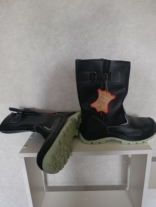 продам кирзовые сапоги