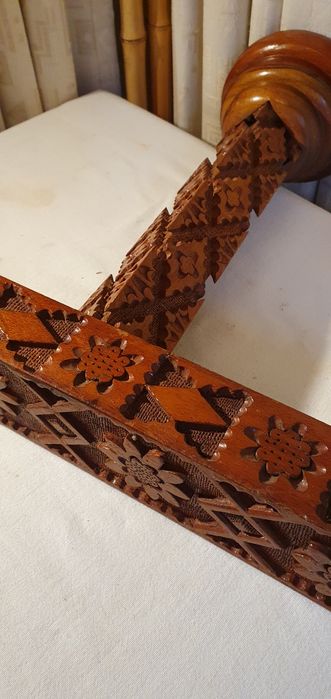 Vând candelabru rustic