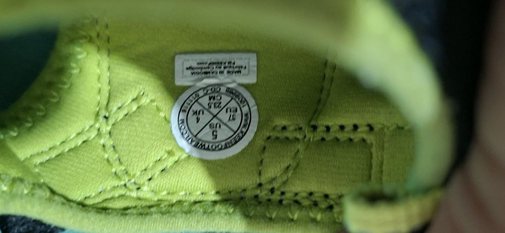 Два чифта супер  яки сандали  KEEN - размер  37