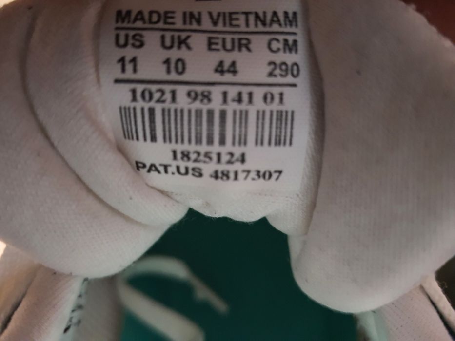 Newbalance mărimea 44