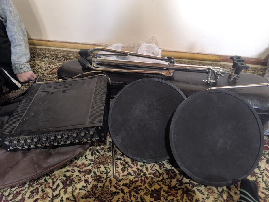 Tor doira udarnik sotiladi