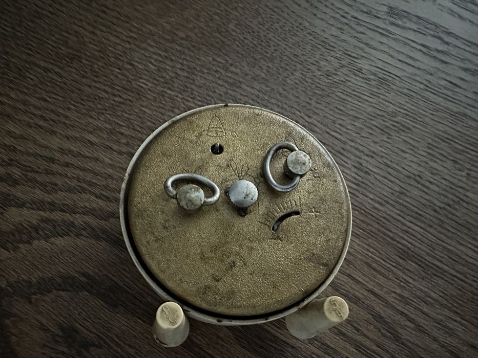 Часовник будилник  ,SLAVA-11 JEWELS