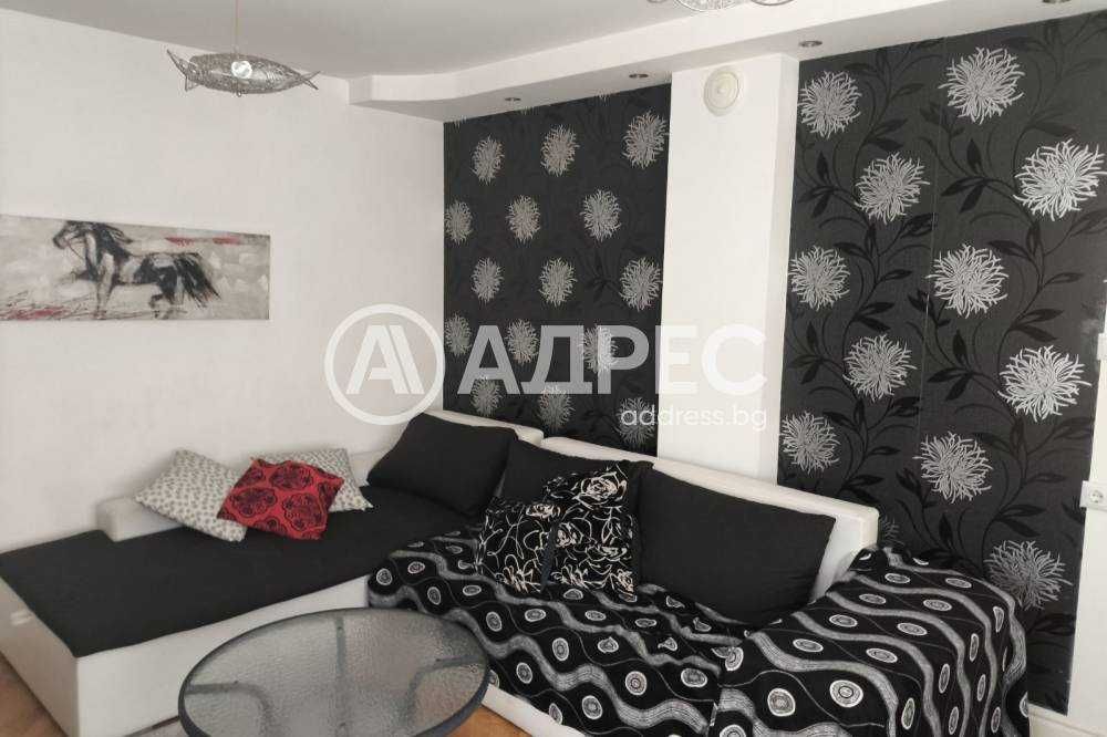 Къща в кв. "Варош"