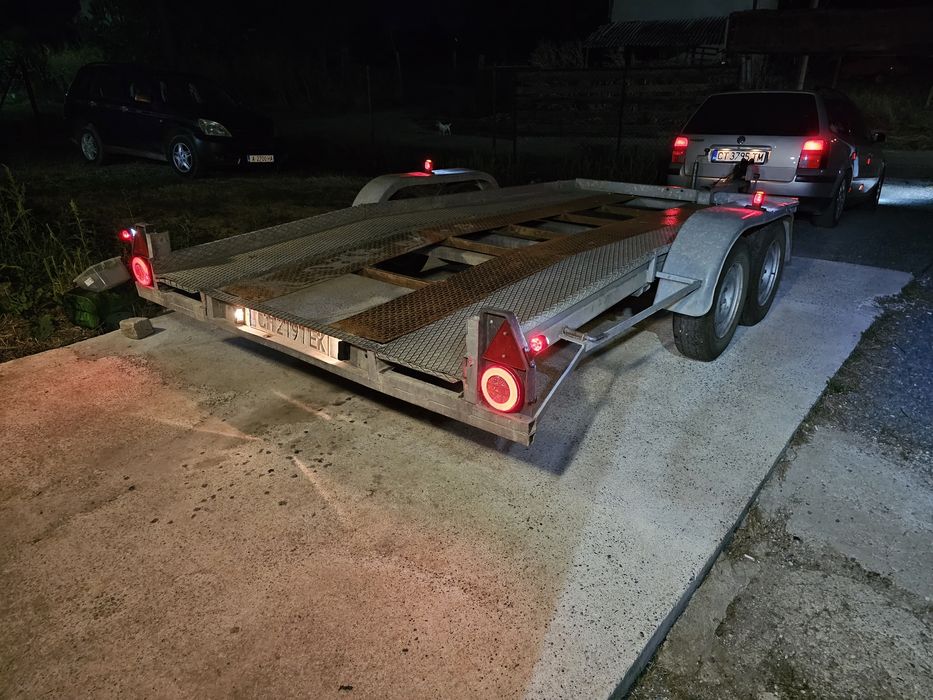 Платформа за кола