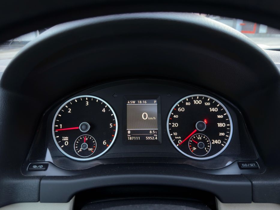 VW Tiguan R-Line 2014 | Piele crem  | 2.0 TDI 177 CP | DSG | 188.000KM