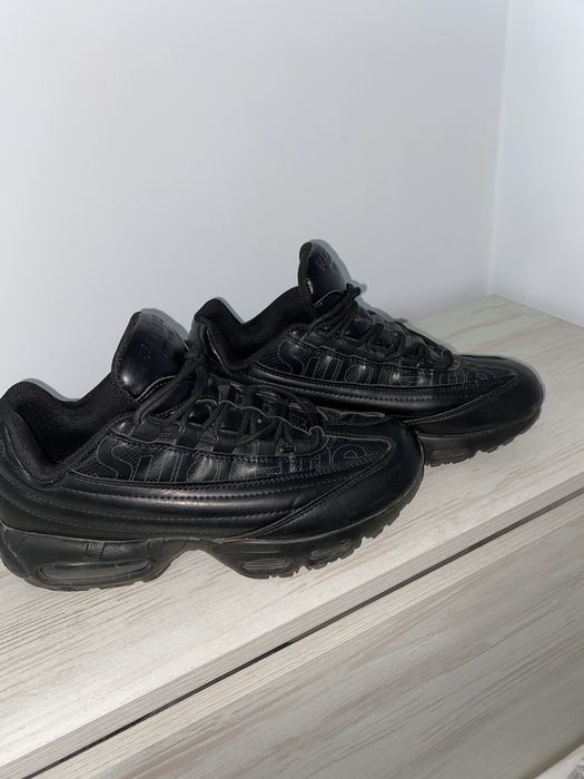 Обувки Nike x Supreme AirMax размер 42