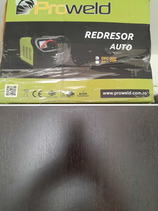 Vand redresor auto nou pret  200 lei sau un tel