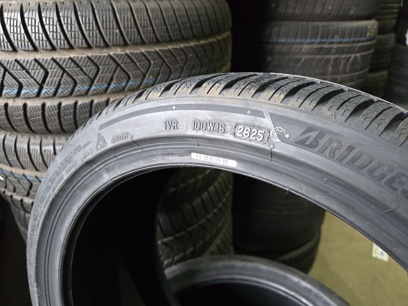 255/35/19 BRIDGESTONE 4бр