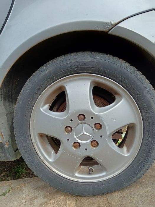Dezmembrez Mercedes A160