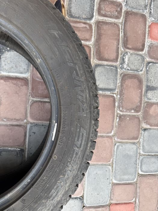 Шины зимние Nitto 235 60 r18