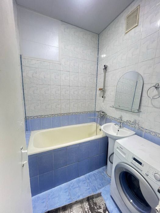 Продаётся 2 комнатная переделанная в 3 на Чиланзар 19