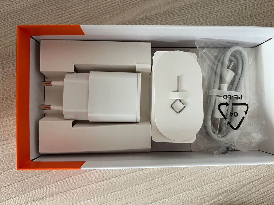 Продам телефон новый