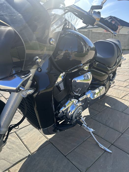 Suzuki Intruder Boulevard VZR1800 M109R