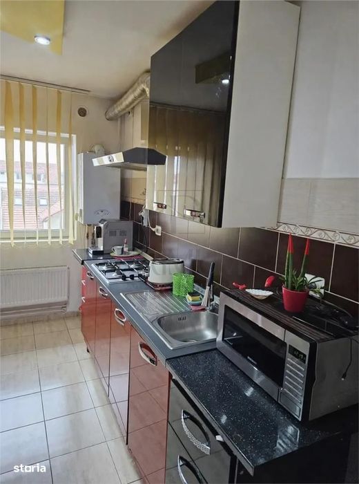 Spitalul Judetean - 3 Cam - Centrala - Bloc Anvelopat - Zona Excelenta