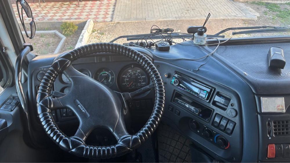 Продам тягач DAF 95XF