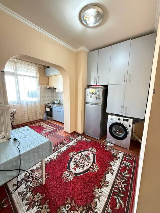 Продаётся квартира Юнусабад 10кв 2/2/5