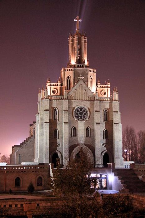 Увлекательные прогулки по Ташкенту на машине гида